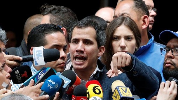 غوايدو يدعو لمظاهرات حاشدة السبت في فنزويلا