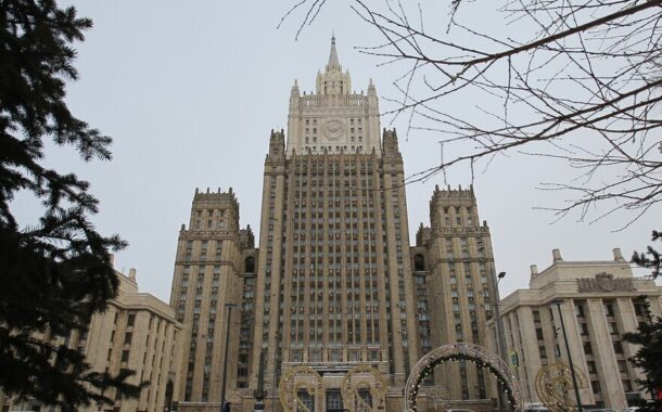 موسكو: روسيا لا تنوي ارسال قوات الى دونيتسك ولوغانسك