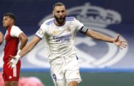 بنزيما يقود هجوم ريال مدريد في موقعة باريس