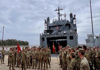 أميركا ترسل سفينة تحمل معدات لإنشاء رصيف بحري بغزة