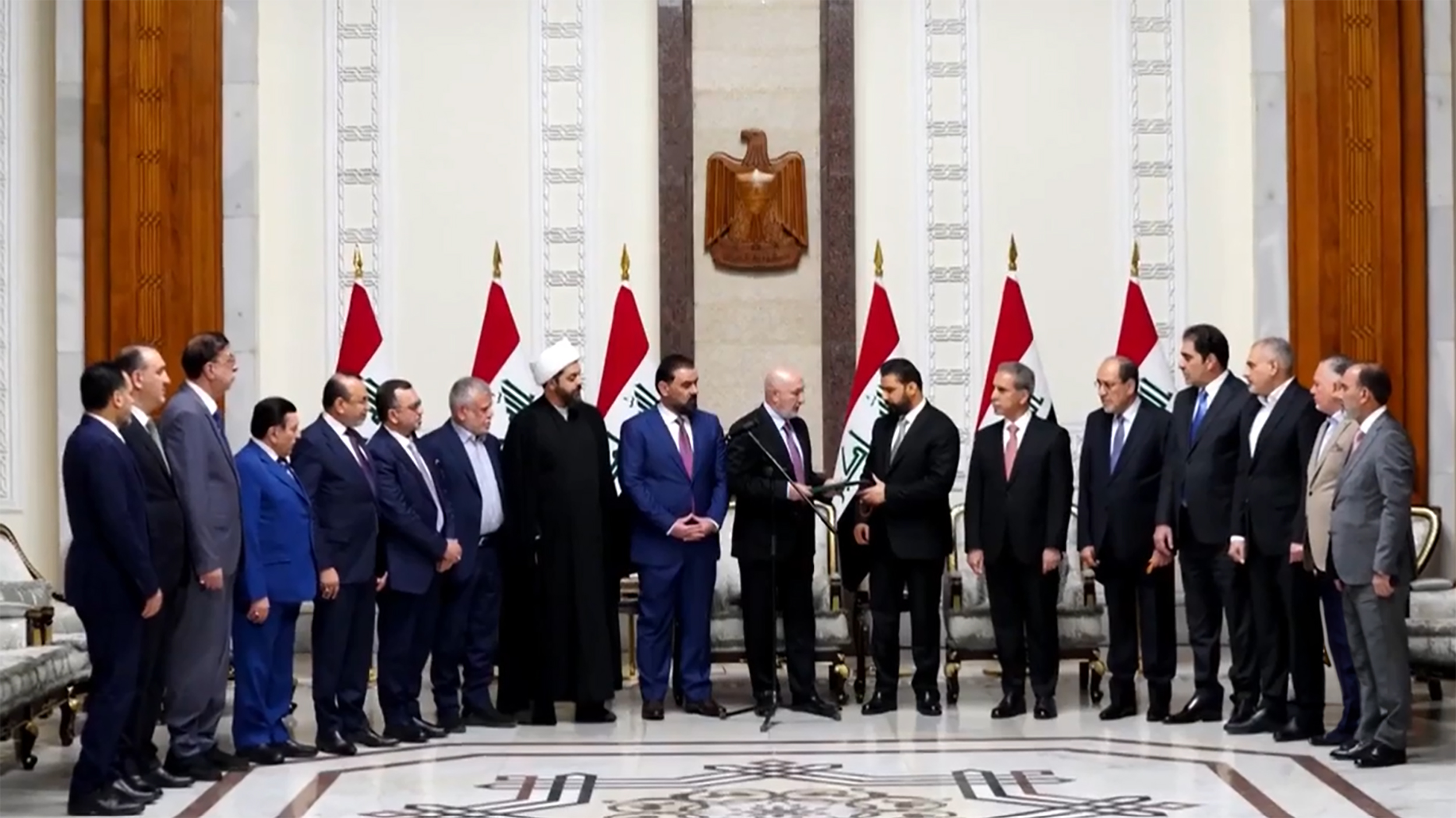 قائمة بأسماء حكومة الزيدي.. الكشف عن مرشحي الحكمة وتقدم والأحزاب الكردية
